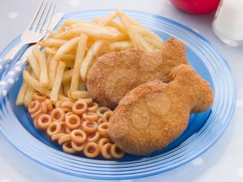Royalty Free Photo of Fish Cakes with Spaghetti Hoops and Chips