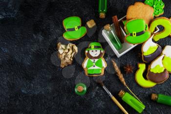 Gingerbread cookies with different cookie shape for St. Patrick's Day