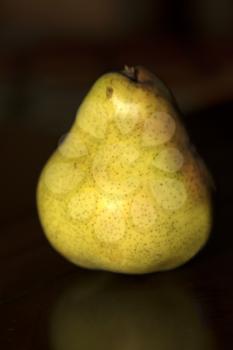 Image of a ripe pear.