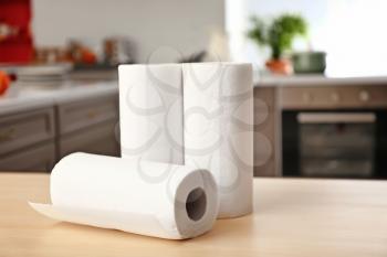 Rolls of paper towels on kitchen table�