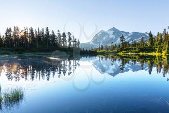 Picture lake and mount Shuksan, Washington