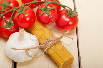 Italian basic pasta fresh ingredients cherry tomatoes garlic