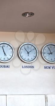 in philipphines airport different watch with worldwide timezone