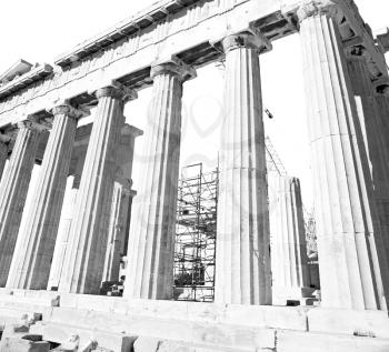 in greece the old architecture and historical place parthenon    athens