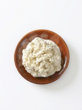 Grated horseradish combined with salad dressing or mayonnaise