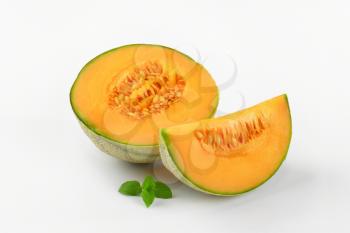cantaloupe melon - half and slice