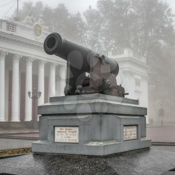 Odessa, Ukraine 11.28.2019.  Monument to the cannon on Primorsky Boulevard in Odessa, Ukraine, on a foggy autumn day