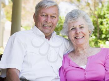 Royalty Free Photo of a Senior Couple Outdoors