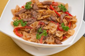 Farfalle with vegetable and beef