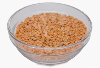 Close-up of red lentil in a bowl