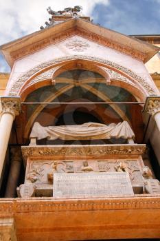 Scaliger Tombs - Gothic tombstones of three members of the genus Scaligero in Verona, Italy