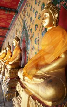 Royalty Free Photo of Buddha Statues