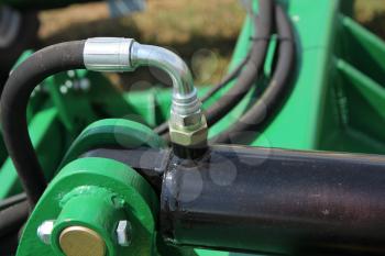 Hydraulic connectors. Agricultural machinery