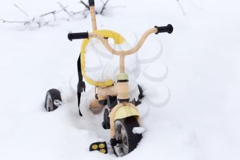 bike in the snow in the winter