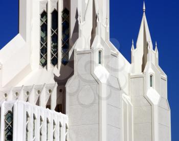 Royalty Free Photo of the Mormon Temple In La Jolla, California