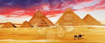 Royalty Free Photo of the Great Pyramids