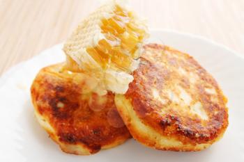 healthy breakfast, cottage cheese pancakes and honey