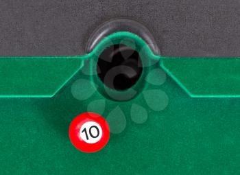 Red snooker ball is going to fall - number 10