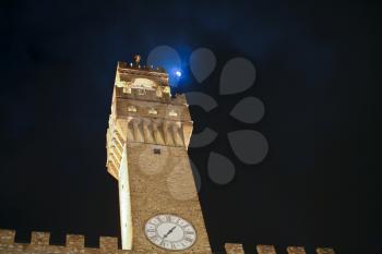 medieval tower of Palazze Vecchio in Florence at night