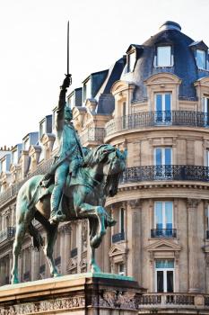 The equestrian statue of George Washington in Paris