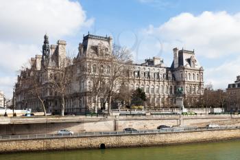 view of Hotel de Ville (City Hall) from Quay in Paris , France
