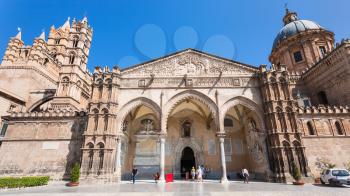 PALERMO, ITALY - JUNE 24, 2011: visitors and entrace in Palermo Cathedral. It is the cathedral church of Roman Catholic Archdiocese of Palermo dedicated to the Assumption of the Virgin Mary