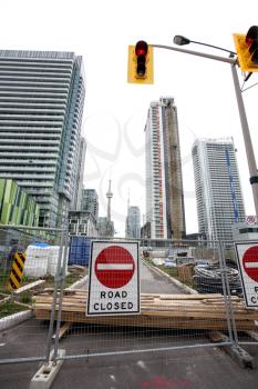 Daytime Photos of Toronto Ontario buildings downtown construction