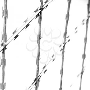 blur abstract razor wire in the clear sky like background texture