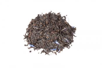 Small pile of big leaf black tea mixed with blue cornflower petals and pieces of bergamot isolated on white background, top view, selective focus