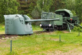 Soviet historical military monument in Krasnaya Gorka fort. TM-1-180 Railway Gun and cannon 