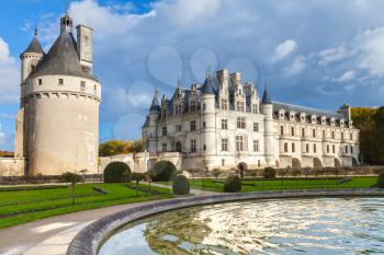 The Chateau de Chenonceau. Medieval french castle, it was built in 15-16 century, an architectural mixture of late Gothic and early Renaissance. Loire Valley, France. Unesco heritage site