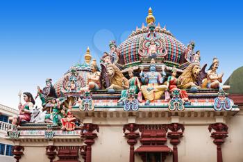 The Sri Mariamman Temple is Singapore's oldest Hindu temple