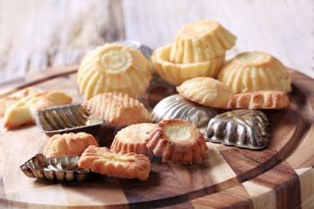 Variety of tart shells and baking pans
