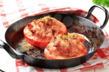 Appetizer - Tomatoes stuffed with ground meat