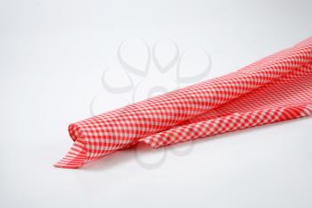 red and white checked tea towel