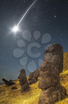 falling star . Moais at Ahu Tongariki (Easter island, Chile)