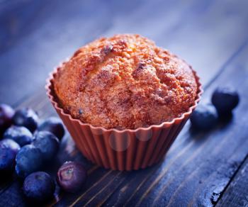 muffin with blueberry