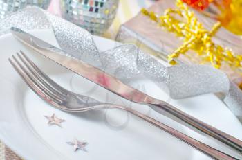 place setting for christmas with star