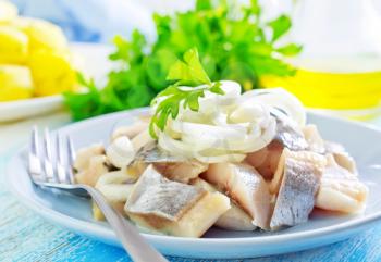 herring with onion