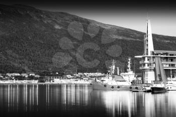 Norway Tromso pier background hd