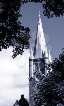 Vertical Trondheim cathedral background hd