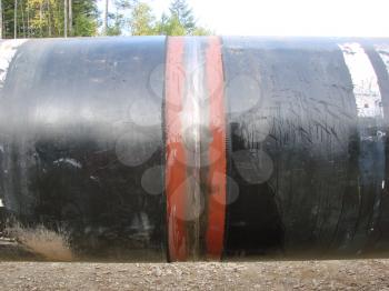 Welding seam on the pipeline. Technology of welding connections.