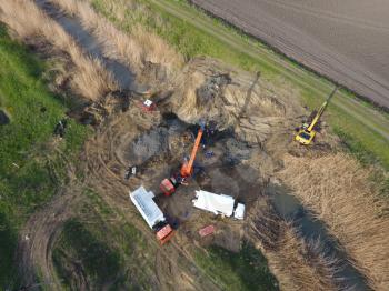 Repair of the gas pipeline section passing through the water channel. Repair work.
