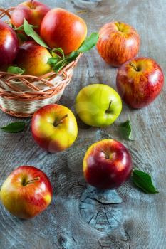 Ripe apples in the basket, top view. Fresh fruits. Fresh apples. Healthy food. Healthy eating. Vegetarian food. Healthy eating concept. 