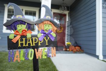 Sign In Garden Of House Celebrating Halloween