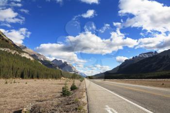 The majestic landscape. Gorgeous American Highway runs between the mountains and forests