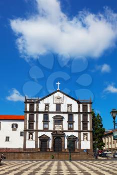 FUNCHAL, MADEIRA - OCTOBER 08, 2011: The administration building on  main square of the city
