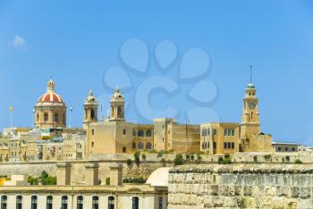 Church in a city, San Lawrenz Church, Birgu, Malta