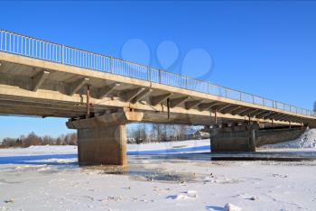 car bridge through small river