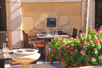 Restaurant patio in the Italian style